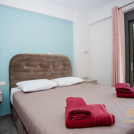 Emily'S Luxury Apartments Argostoli  Exteriör bild