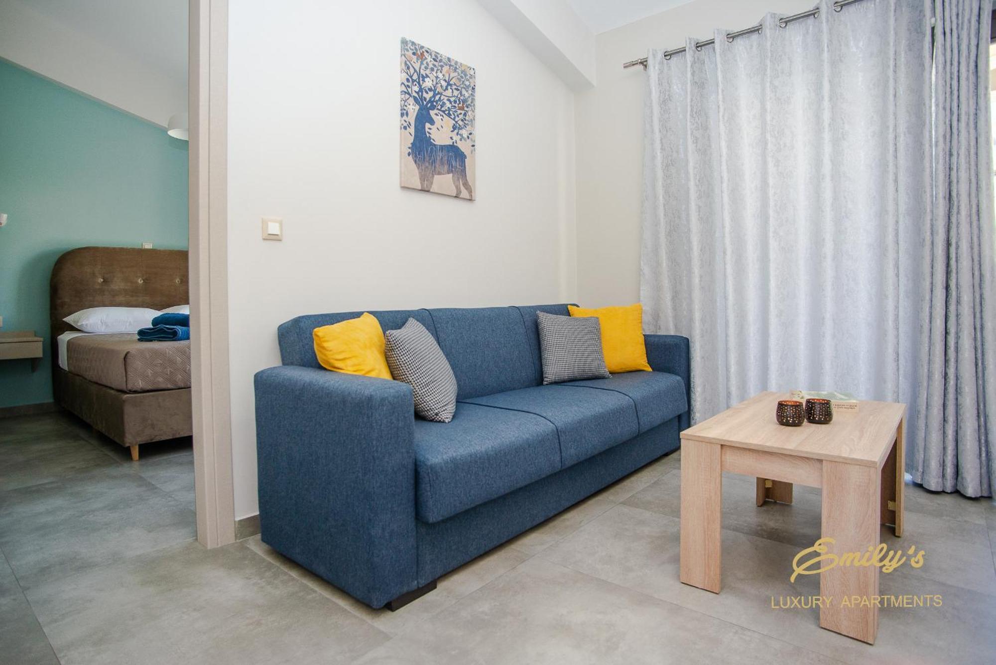 Emily'S Luxury Apartments Argostoli  Exteriör bild