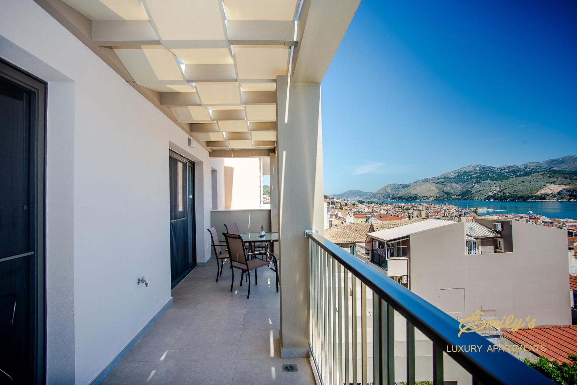 Emily'S Luxury Apartments Argostoli  Exteriör bild