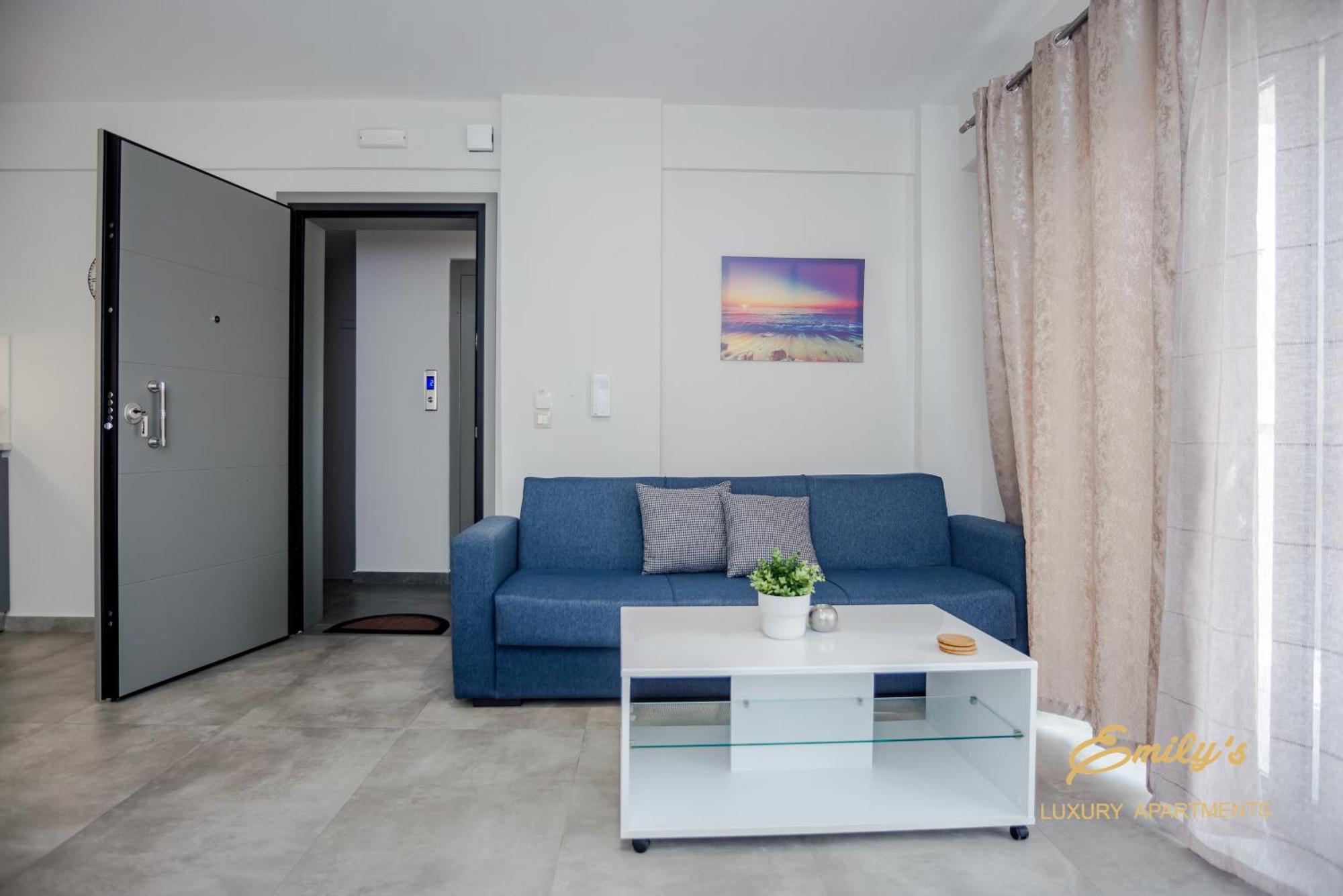 Emily'S Luxury Apartments Argostoli  Exteriör bild