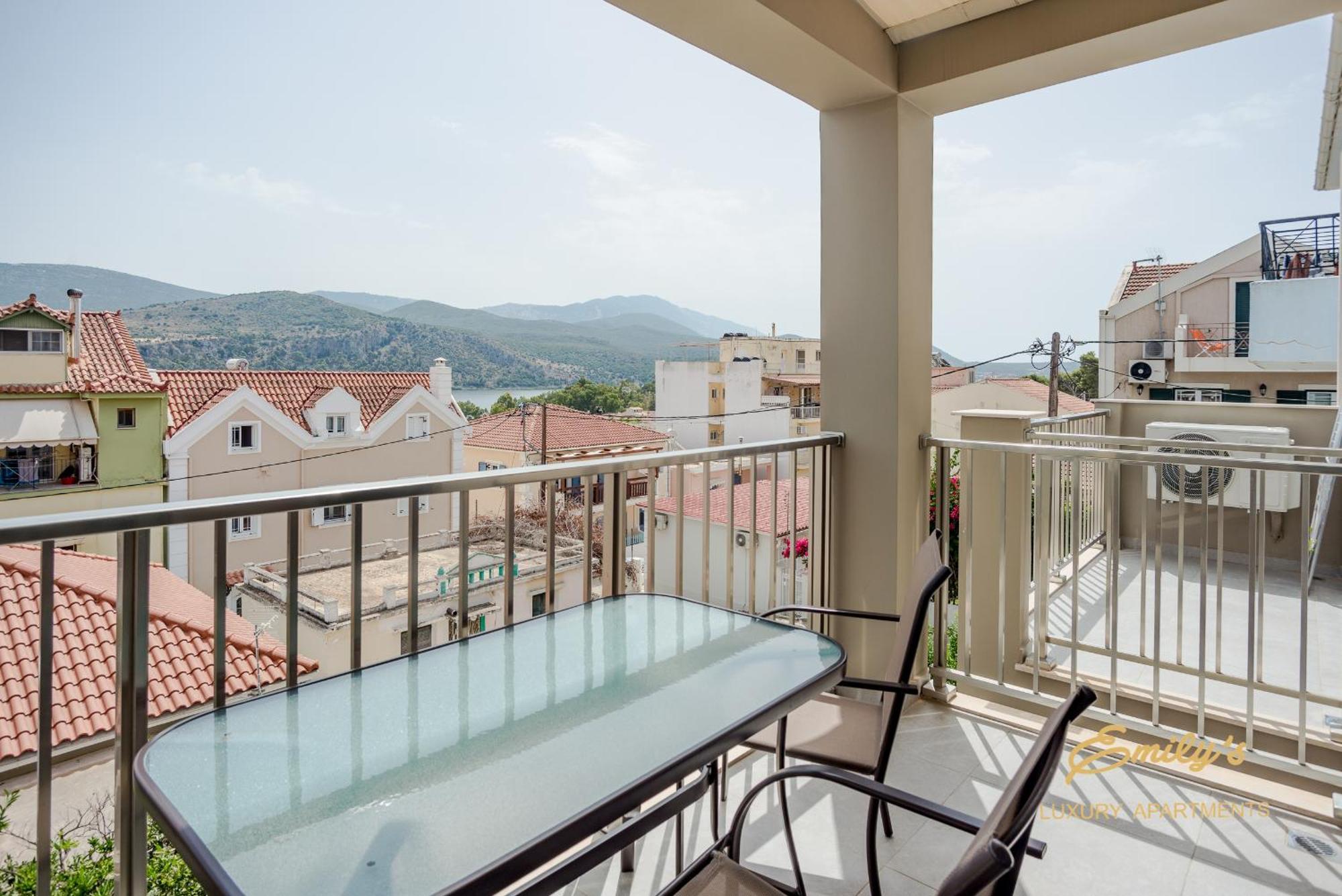 Emily'S Luxury Apartments Argostoli  Exteriör bild
